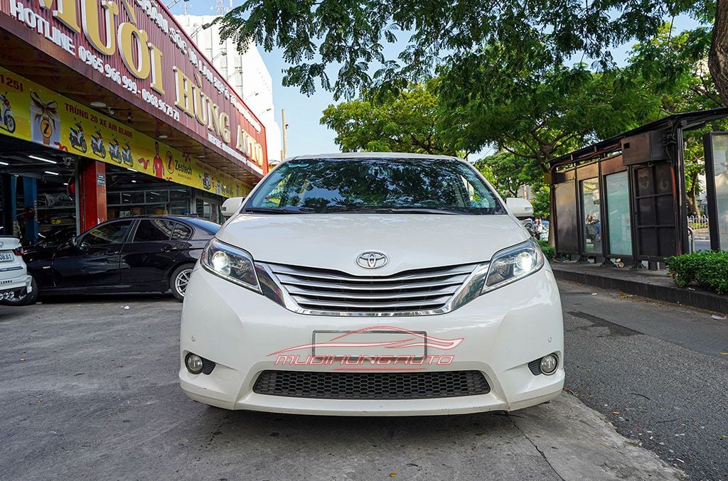 Xe Toyota Sienna 2010 Độ Đèn Bi LED KMR Cao Cấp – Mười Hùng Auto