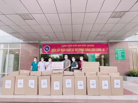 Yêu thương hóa Sức Mạnh - Heinz trao tặng 4645 suất ăn cho Bệnh viện Sản Nhi Bắc Giang