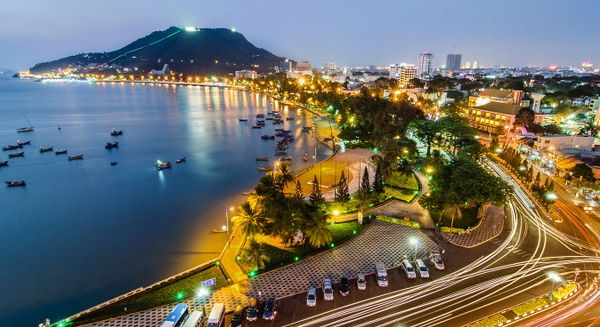 Ăn gì, chơi gì tại Vũng Tàu siêu tiết kiệm chỉ hơn 1 triệu đồng cho 2N1Đ?