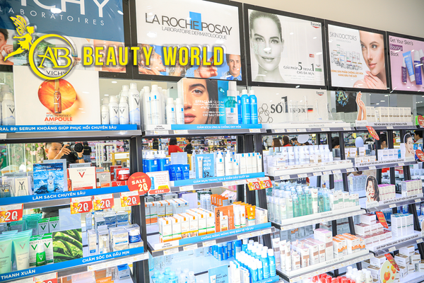 Top Những Kem Dưỡng Ẩm Nhẹ Tênh Cho Da Dầu Vào Mùa Hè Đáng Mua Nhất