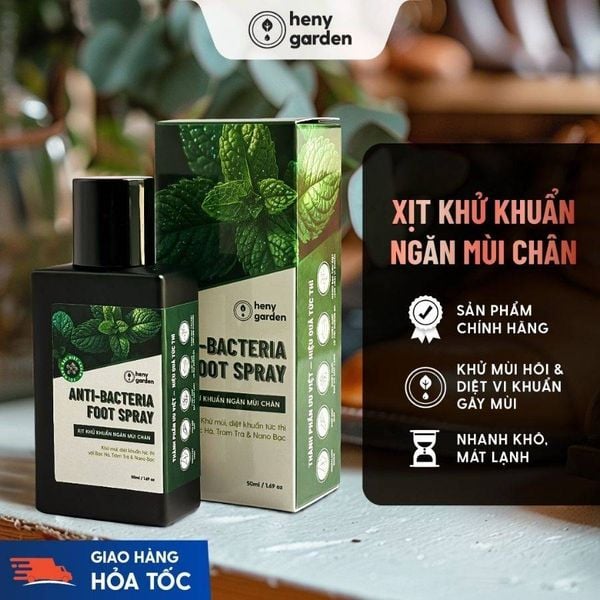 Xịt hôi chân, khử mùi giày chiết xuất tràm trà & nano bạc