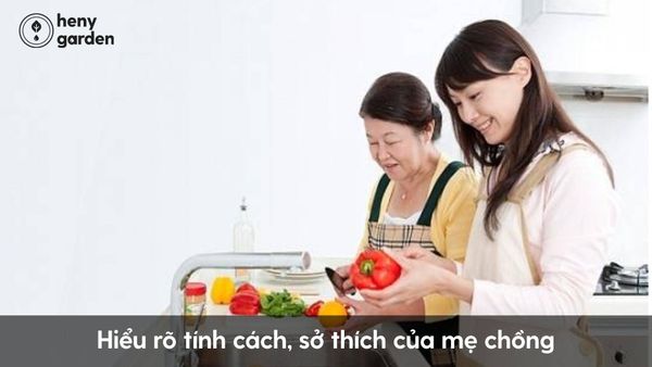 Hiểu rõ tính cách, sở thích để chúc 20/10 mẹ chồng cho phù hợp