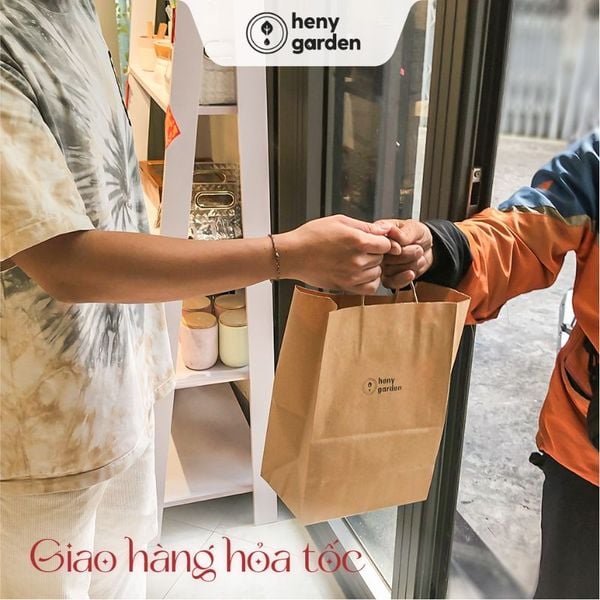 Heny xử lý đơn nhanh, giao hàng hoả tốc