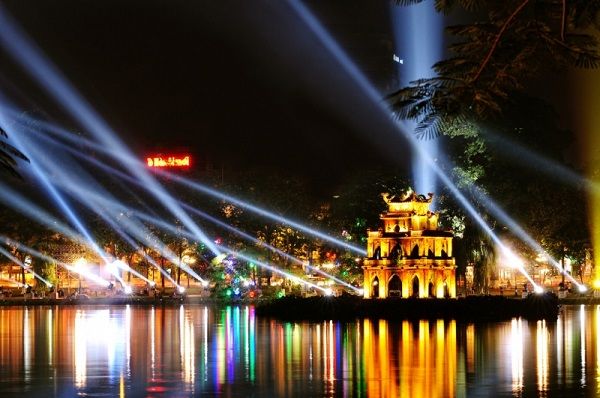 địa chụp ảnh Noel lãng mạn ở Hà Nội