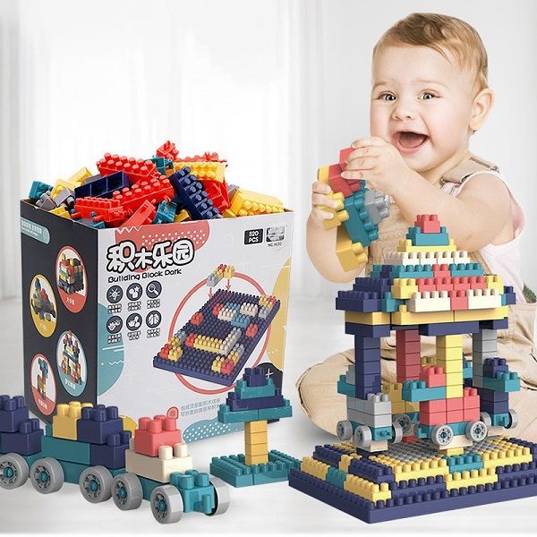 Tại sao trẻ em nên tiếp xúc với bộ đồ chơi xếp hình Lego?