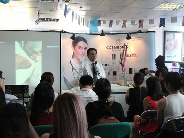 CosMedical USA Tổ Chức Hội Thảo Siêu Giải Pháp Trị Nám Kết Hợp CN Peel Tầng Sâu Và Laser Thế Hệ Mới