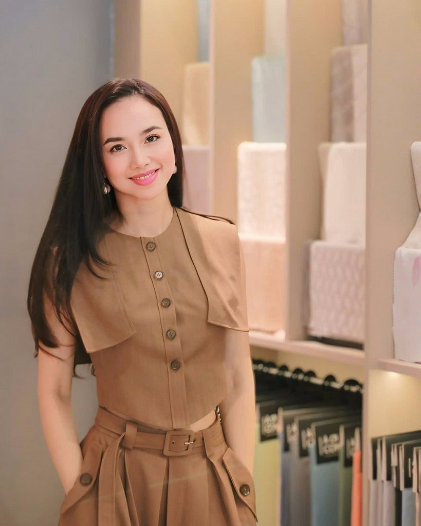 [CELEB PICKS] MỘT NGÀY TẠI À ƠI CONCEPT CÙNG ĐINH NGỌC DIỆP VÀ VICTOR VŨ