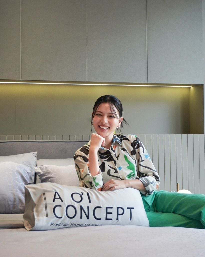 [CELEB PICKS] TÚ HẢO ĐẾN SHOWROOM À ƠI CONCEPT