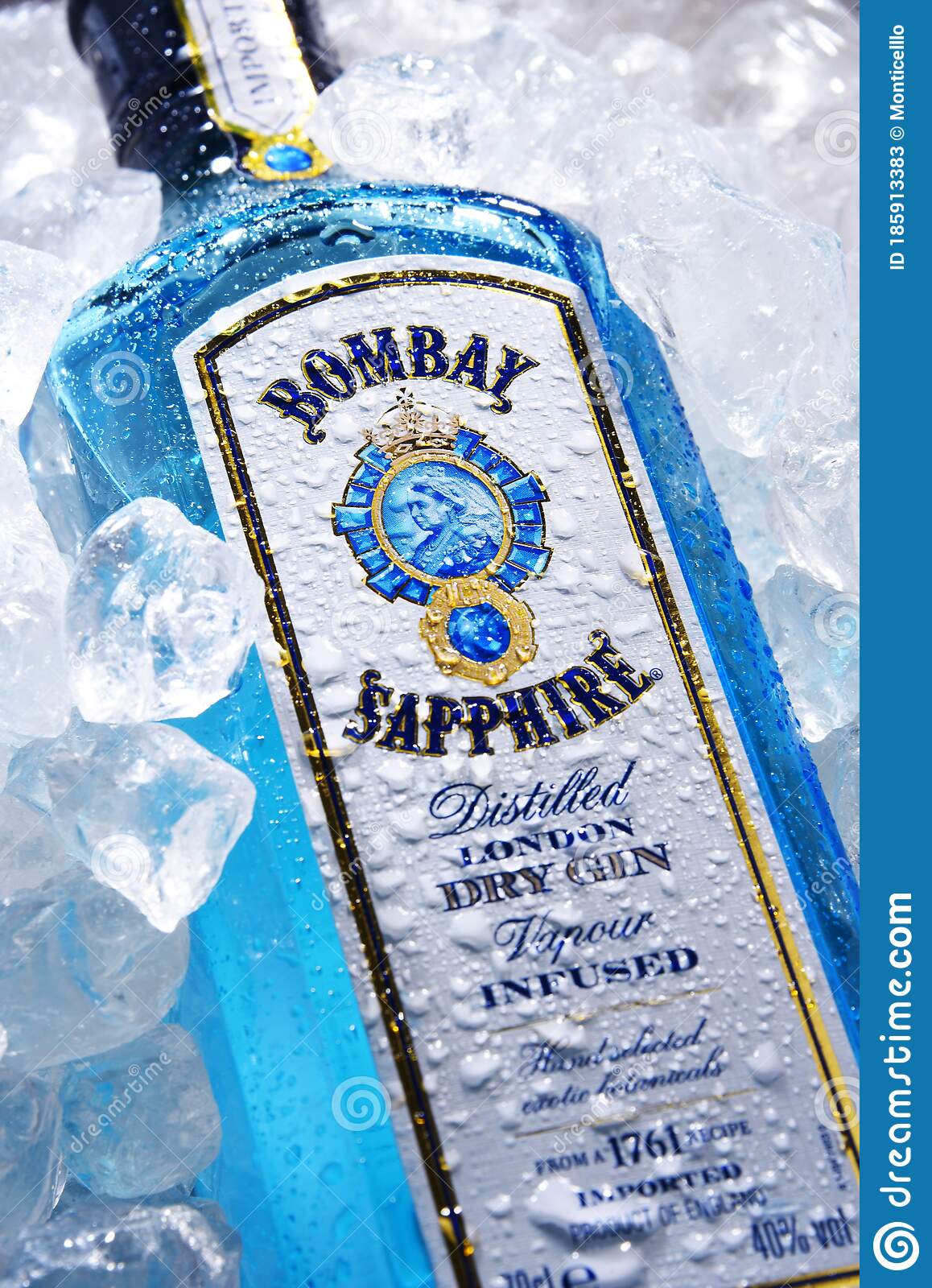 Rượu Bombay Sapphire - viên ngọc quý của nước Anh