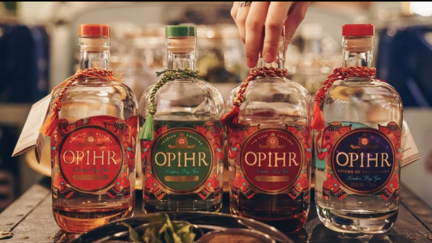 Tìm hiểu rượu Opihr Gin