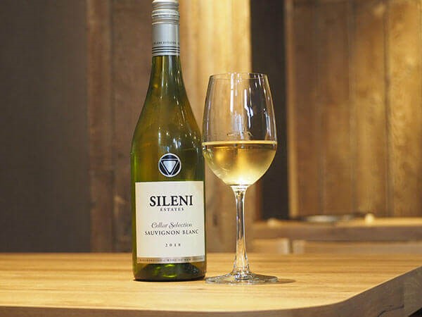 Top 7 chai rượu vang Sauvignon Blanc ngon, giá hợp lý