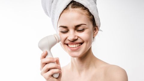 Hướng dẫn toàn tập cách dùng máy rửa mặt chăm sóc da mặt