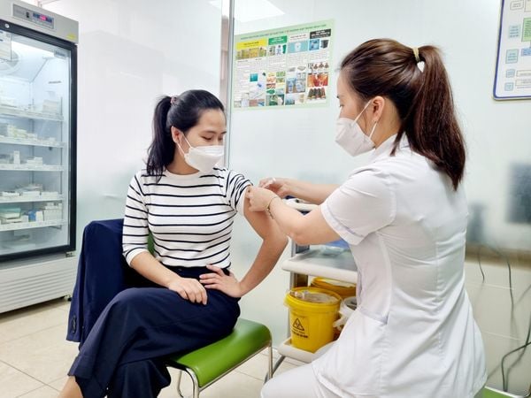 Tiêm Ngừa Trước Khi Mang Thai