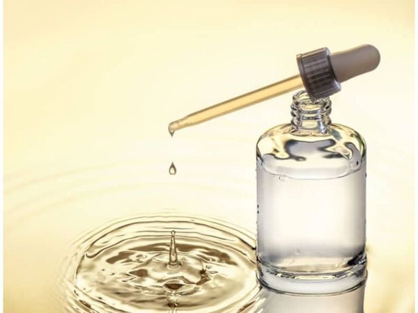 Squalane là gì? Có tác dụng thế nào đối với da và tóc?