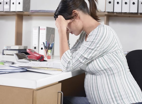 Cách giảm đau đầu khi mang thai hiệu quả