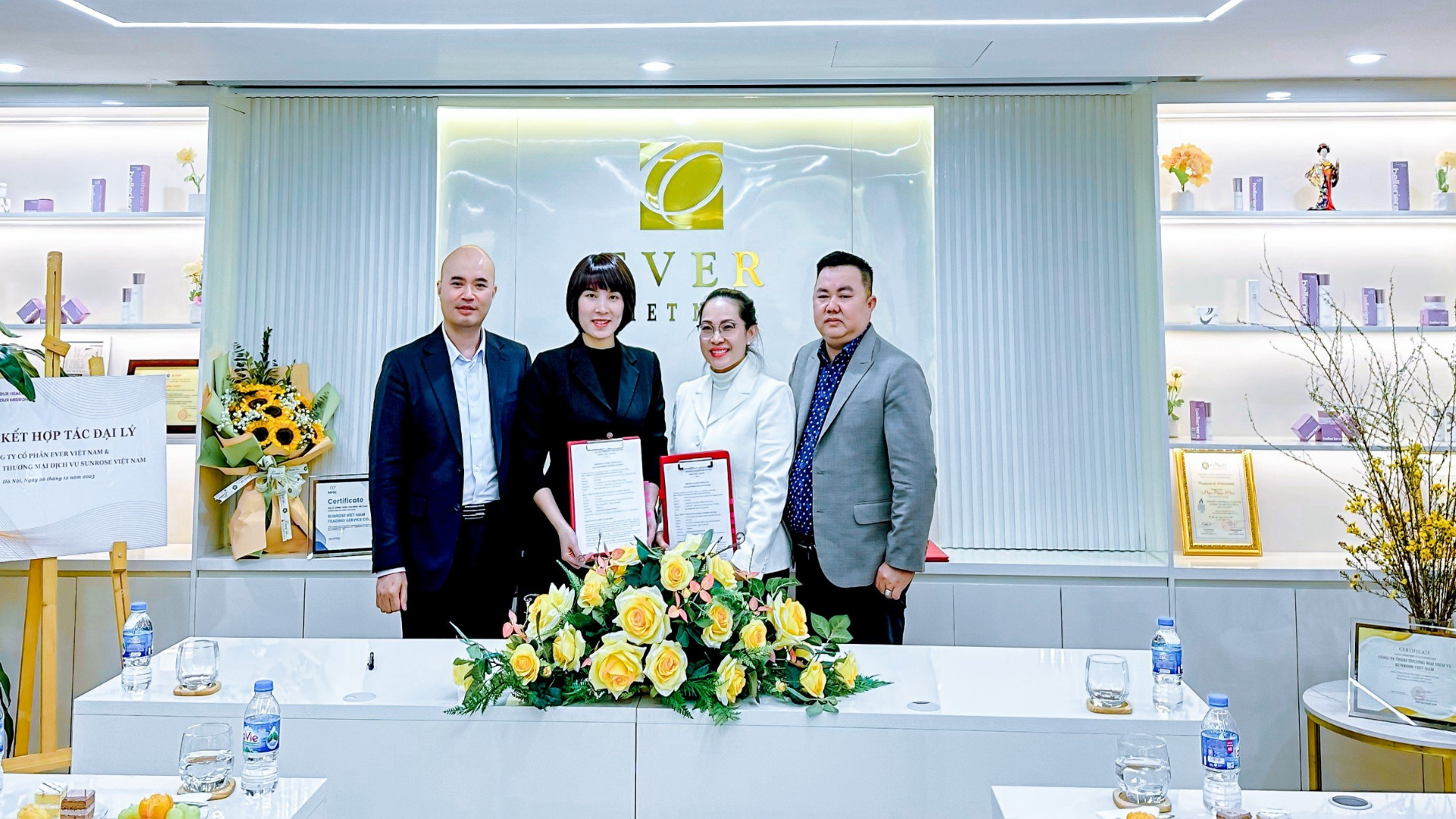 TẬP ĐOÀN EVER VIỆT NAM, MHC VÀ SUNROSE KÝ KẾT HỢP TÁC VÀ MỞ RA TRIỂN VỌNG MỚI TRONG CHẶNG ĐƯỜNG PHÁT TRIỂN