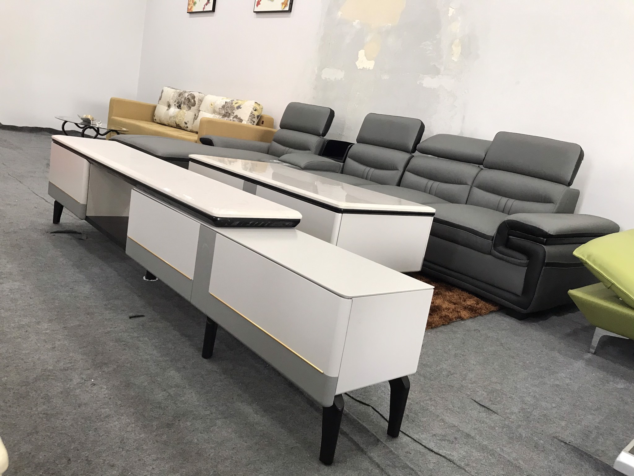 Kệ Tivi Mặt Đá Hiện Đại GR070