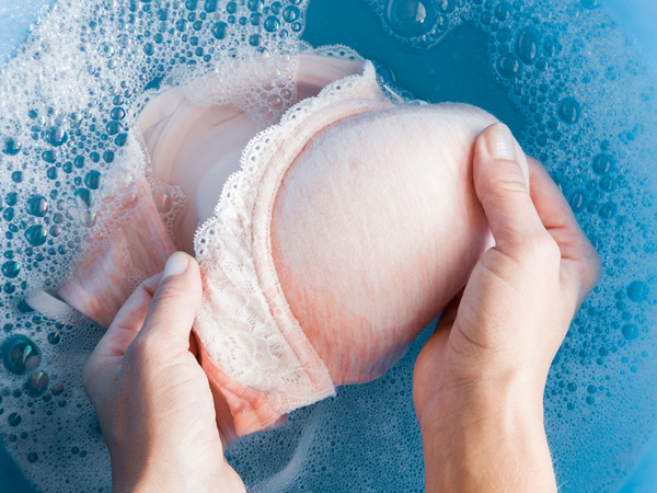 cách bảo quản áo ngực cúp ngang
