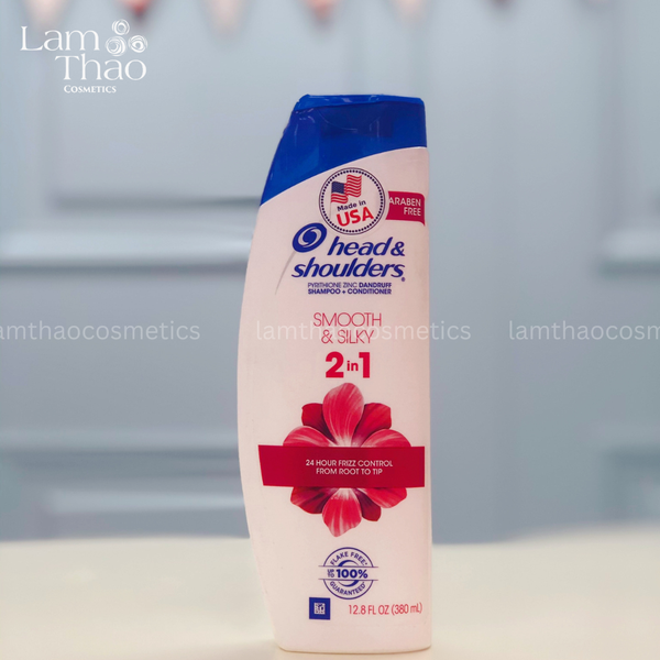 Dầu gội Head & Shoulders là sản phẩm không thể thiếu cho một mái tóc khỏe đẹp. Với chất lượng tốt, hoàn toàn có thể tiêu diệt gàu và giảm ngứa nứt đầu, sản phẩm này đem đến cho bạn sự tự tin khi mỗi lần bước ra khỏi nhà.