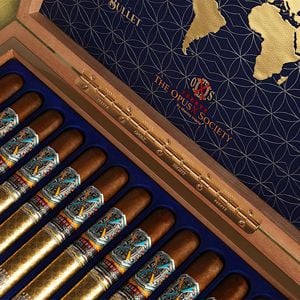 Bộ Sưu Tập Xì Gà Gold & Bullet Cao Cấp Từ The OpusX Society