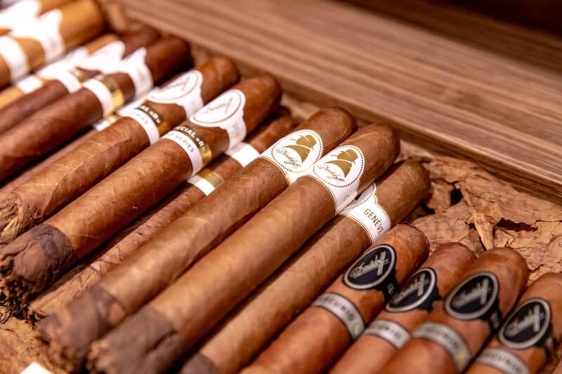 xì gà hảo hạng Davidoff, xì gà mắc tiền, Davidoff