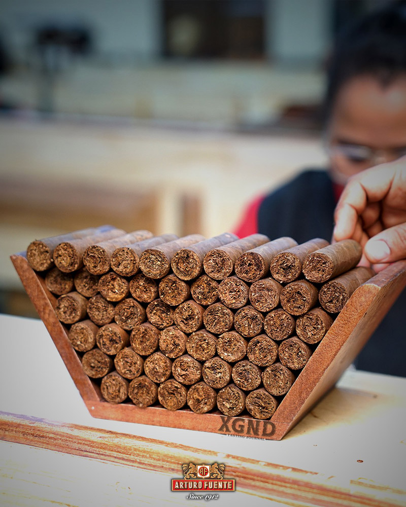 xi gà chính hãng, shop xì gà hcm uy tín lounge cigar xi ga cao cap cuba