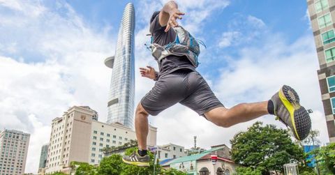 Tận dụng không gian thành phố để tập bổ trợ chạy trail
