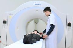 Cộng hưởng từ (MRI): Nguyên lý và ứng dụng trong y học