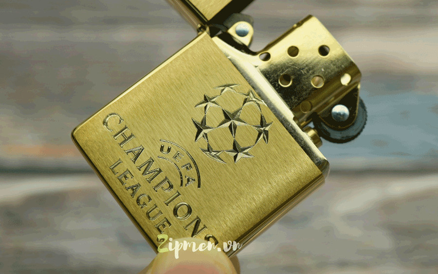 Mộc đáy Zippo UEFA
