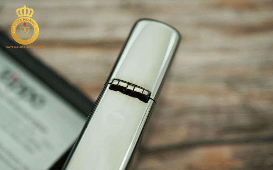 bản lề Zippo chủ đề quân sự