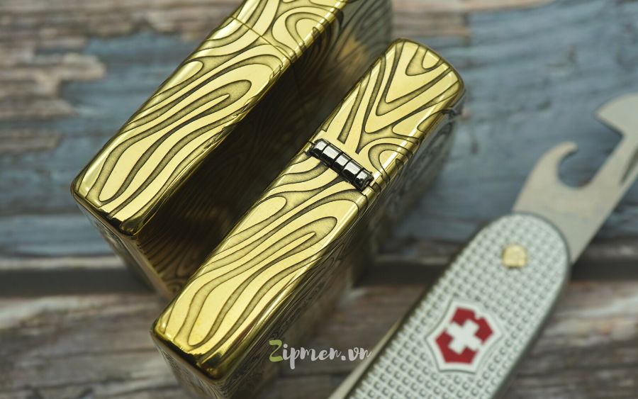 Bản lề Zippo cô gái sexy chính hãng