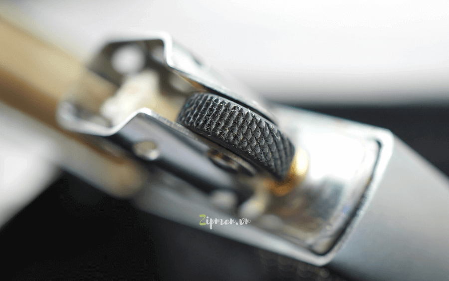 Bánh xe cắt xéo hình răng cưa rất bén lửa