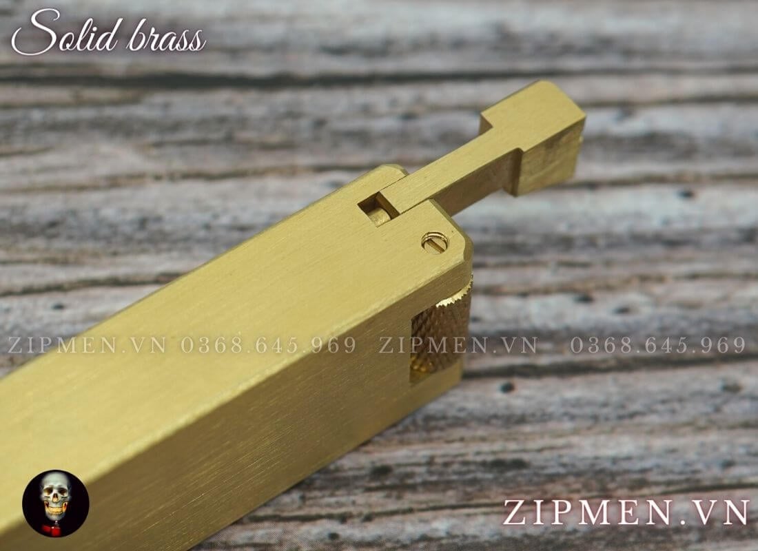 Bật lửa đẹp bằng đồng thau nguyên khối