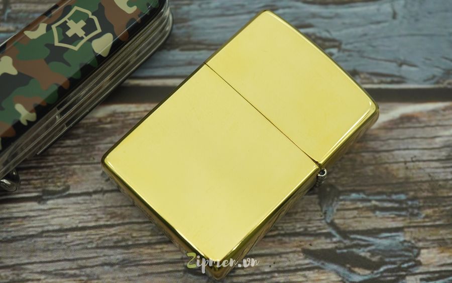 Mặt sau Zippo usa chủ đề lon bia 333