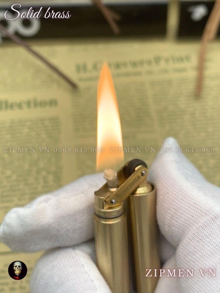 hộp quẹt hình cây côn nhị khúc