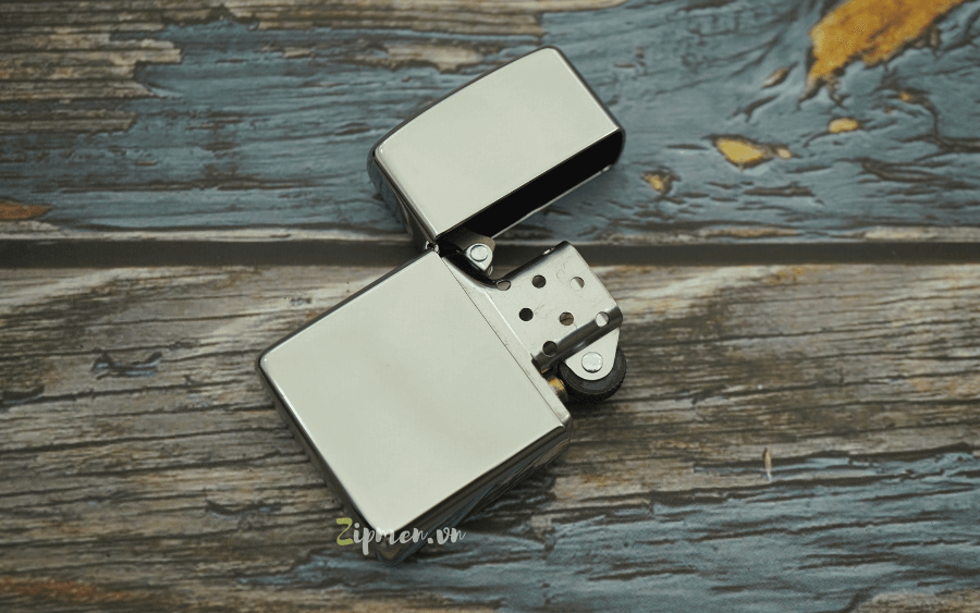 Zippo đồng khối phủ crom