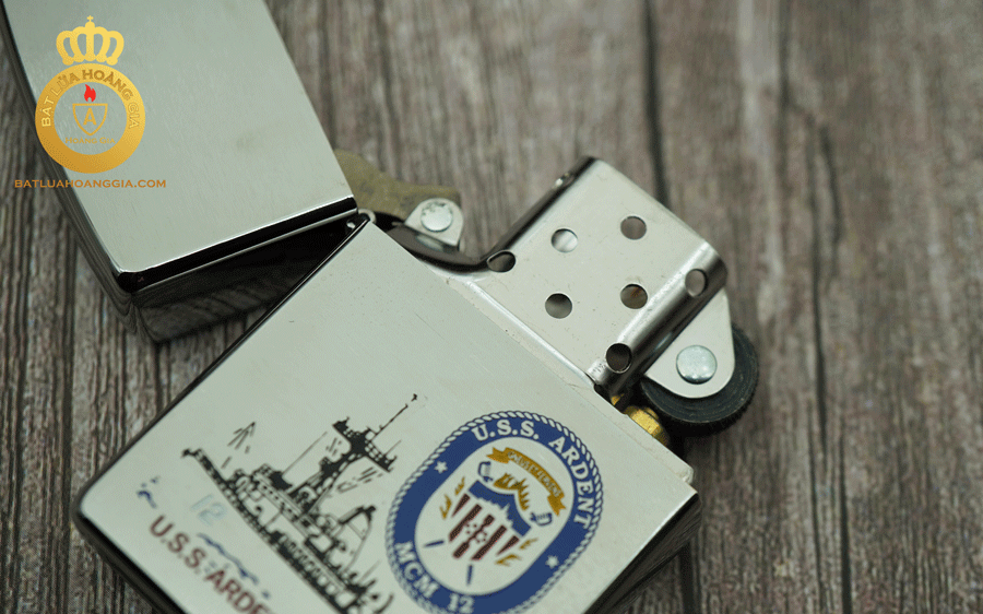 ruột Zippo chủ đề quân sự