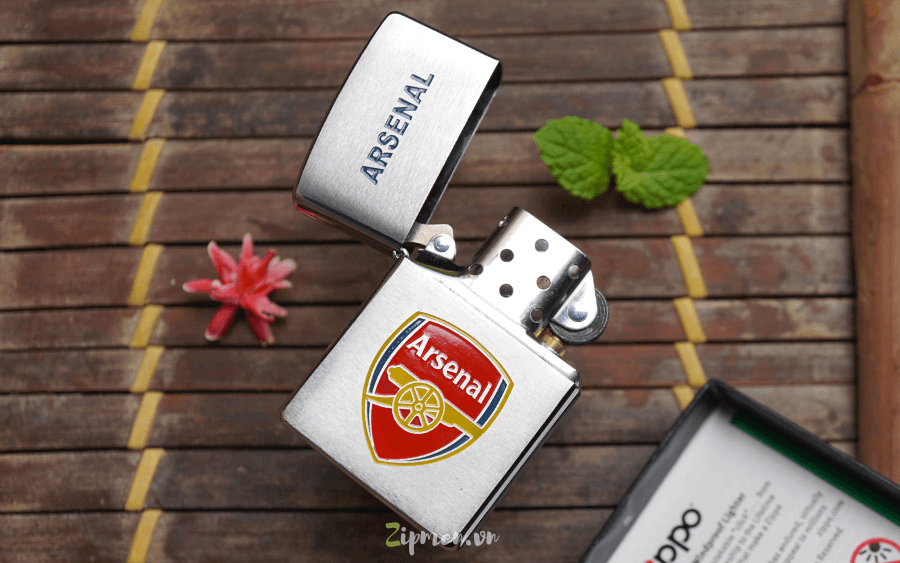 Buồng đốt Zippo usa logo FC Arsenal
