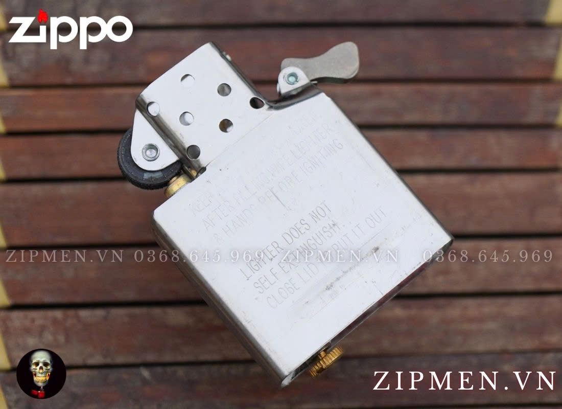 Bật lửa Zippo USA Armor cao cấp rồng cuộn màu vàng