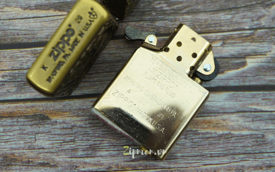 Ruột Zippo armor khắc gõ búa