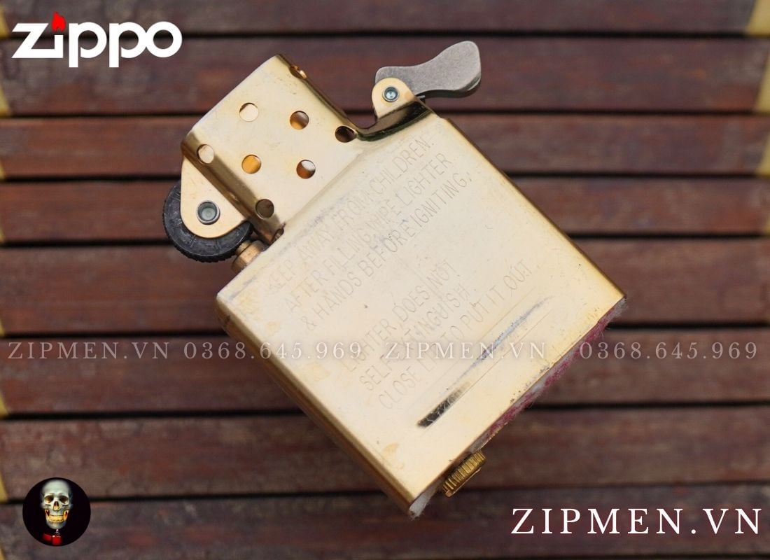 Hộp quẹt zippo armor chủ đề rồng vàng châu Á limited edition