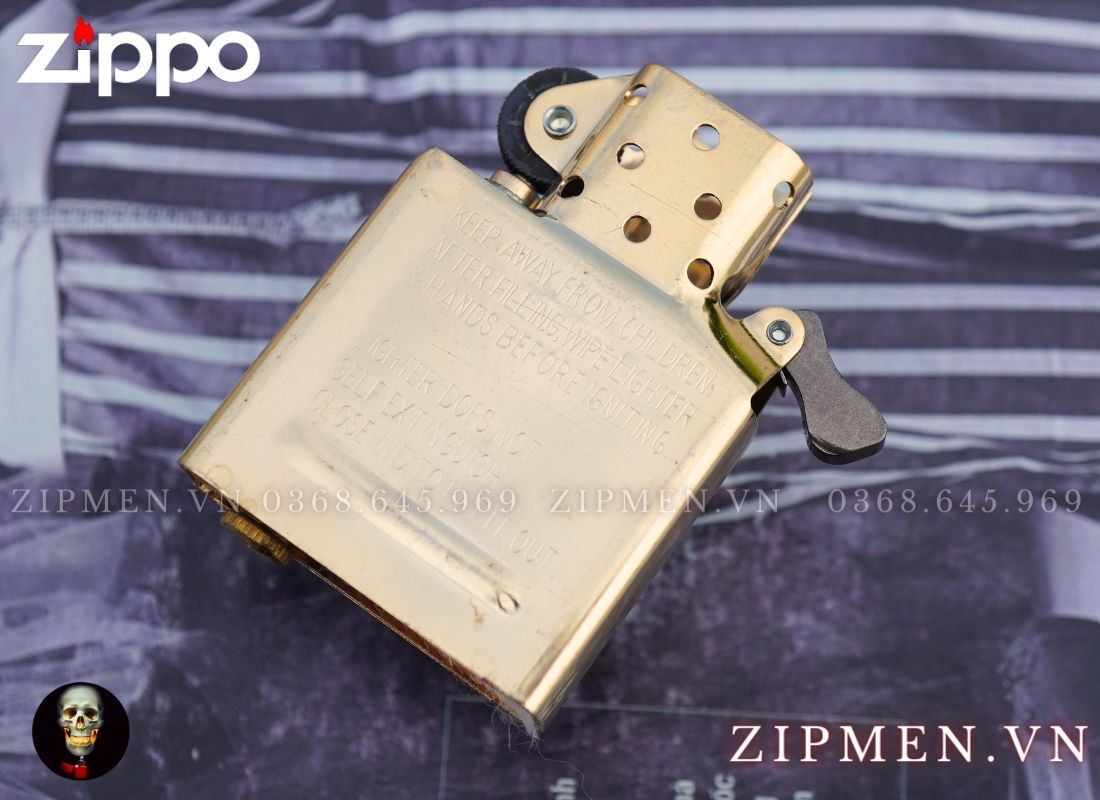 Zippo armor vân kim cương