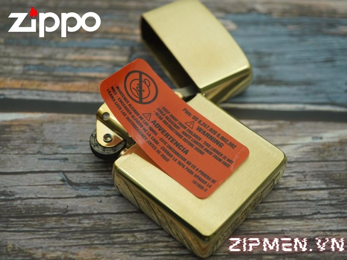 mặt sau của zippo
