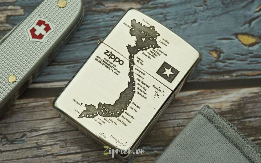 Zippo bạc khối