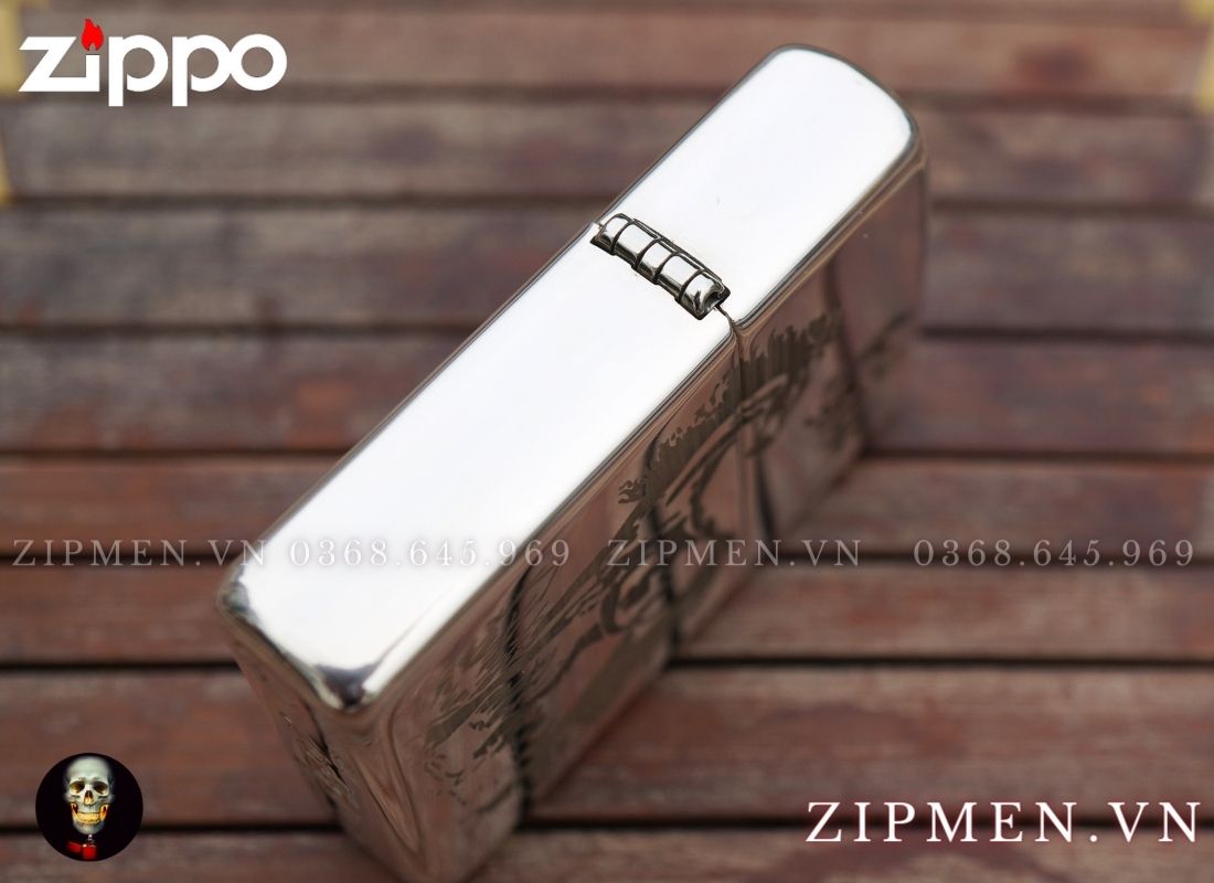 Zippo armor bạc khối mã đáo thành công