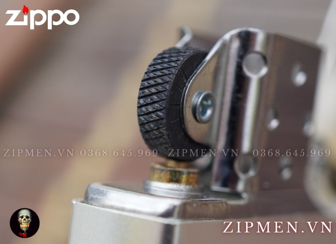 Bật lửa zippo cao cấp xuất Nhật mạ bạc khảm trai hình cây zippo
