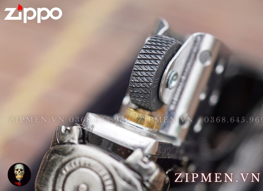 Bật lửa Zippo USA xuất Nhật màu đen hình khối động cơ Harley Davidson