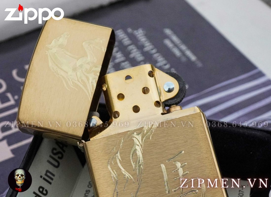 Bật lửa zippo USA khắc cnc chủ đề mã đáo thành công