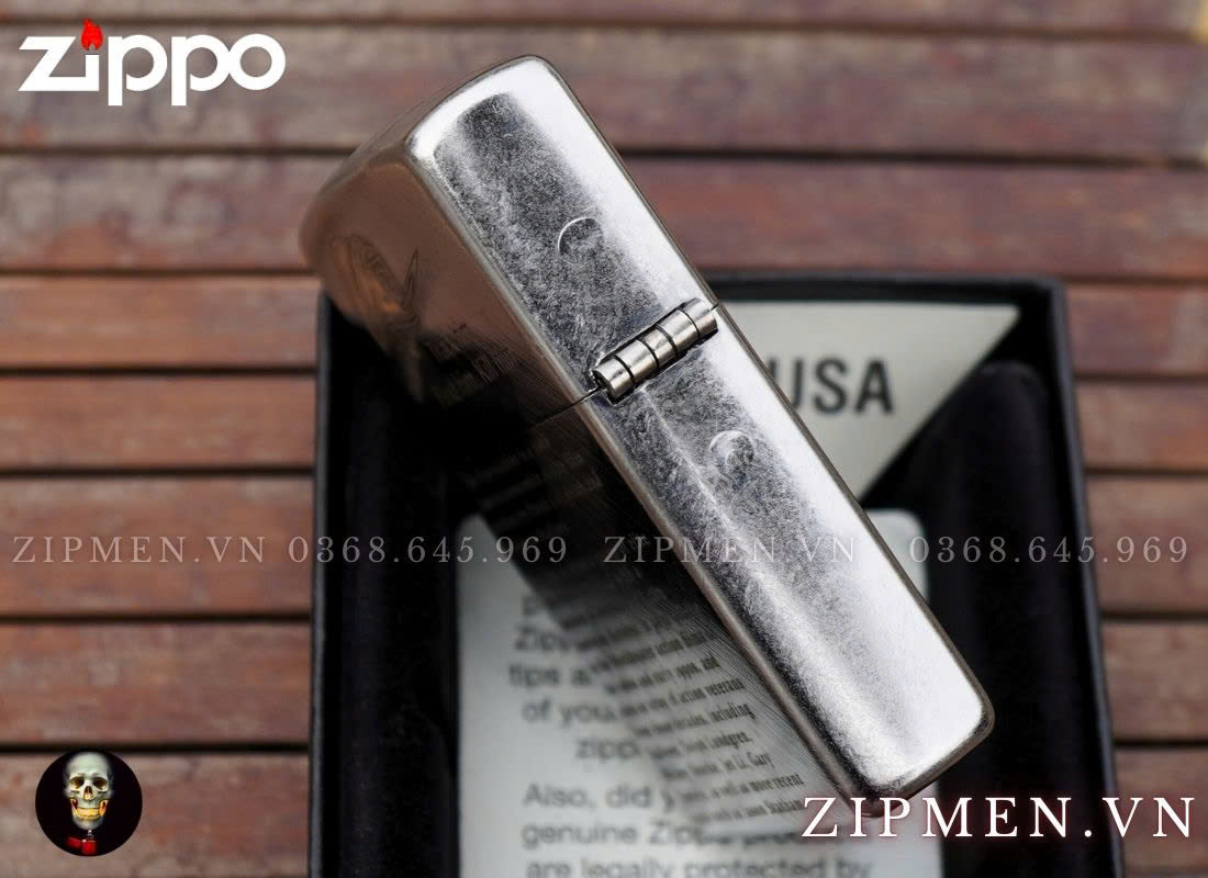 Zippo USA trắng caro chủ đề biệt đội lính đánh thuê