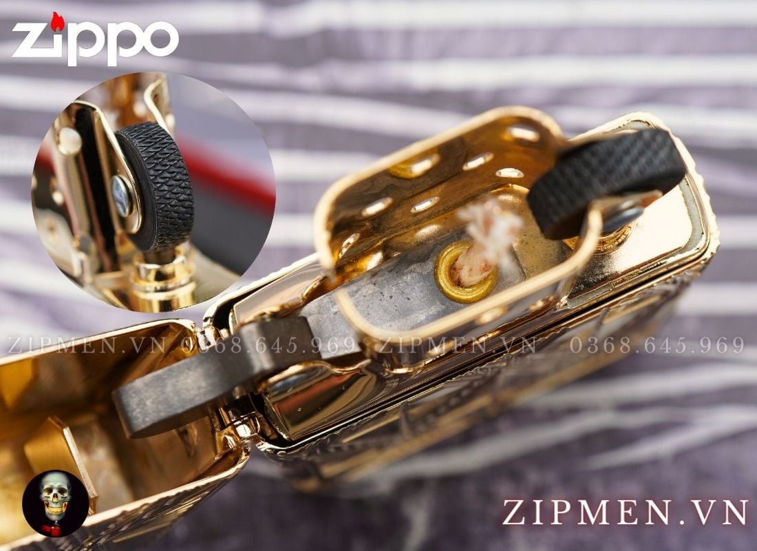 Bản lề 5 chấu kín khít được mạ vàng